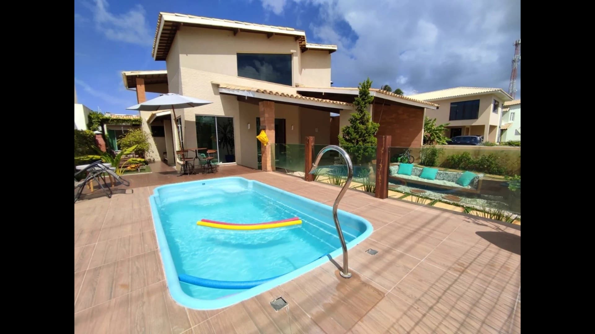 Casa 5 quartos 4 suítes na praia cond a beira-mar!