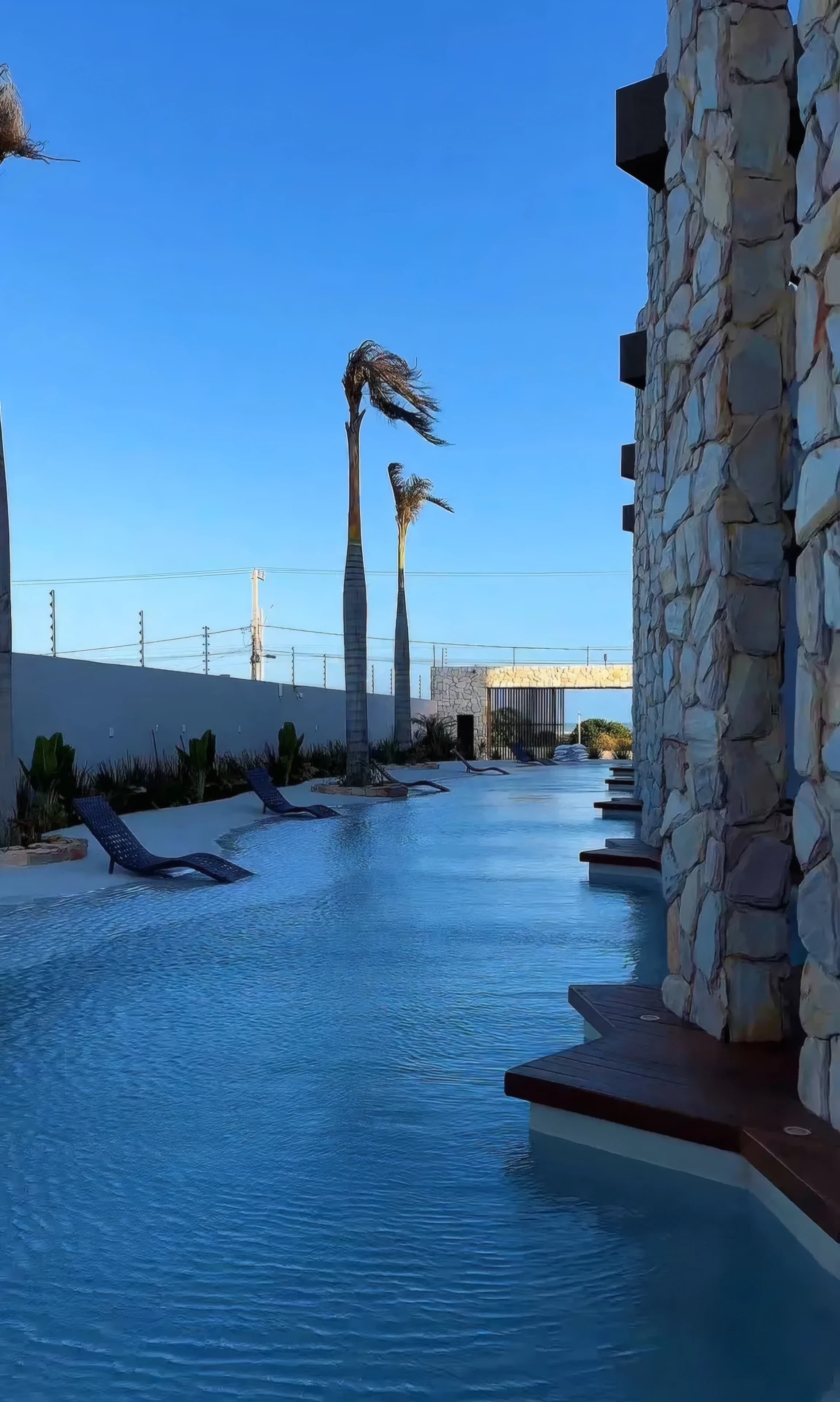 Casa a beira mar com piscina paradisíaca, casa 5, Piscina