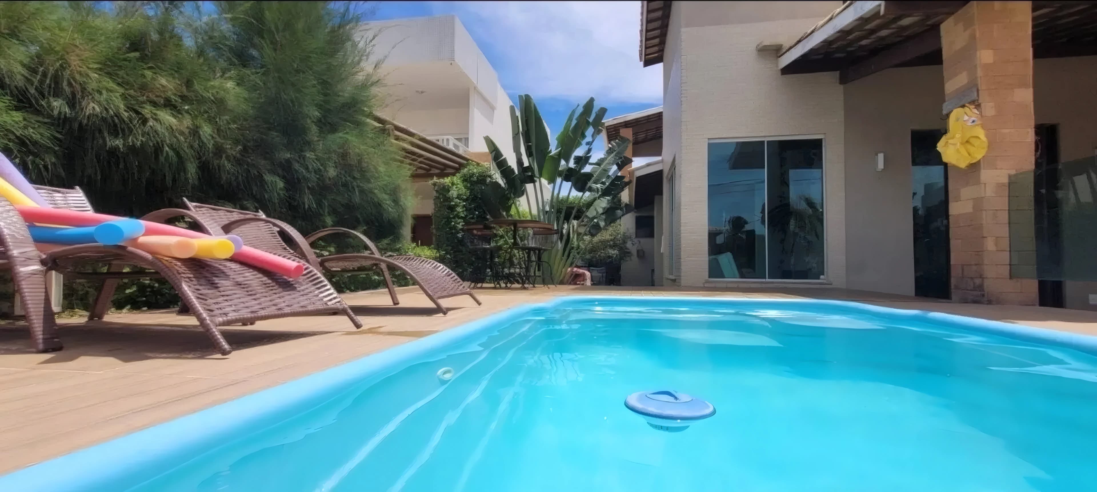 Casa 5 quartos 4 suítes na praia cond a beira-mar!