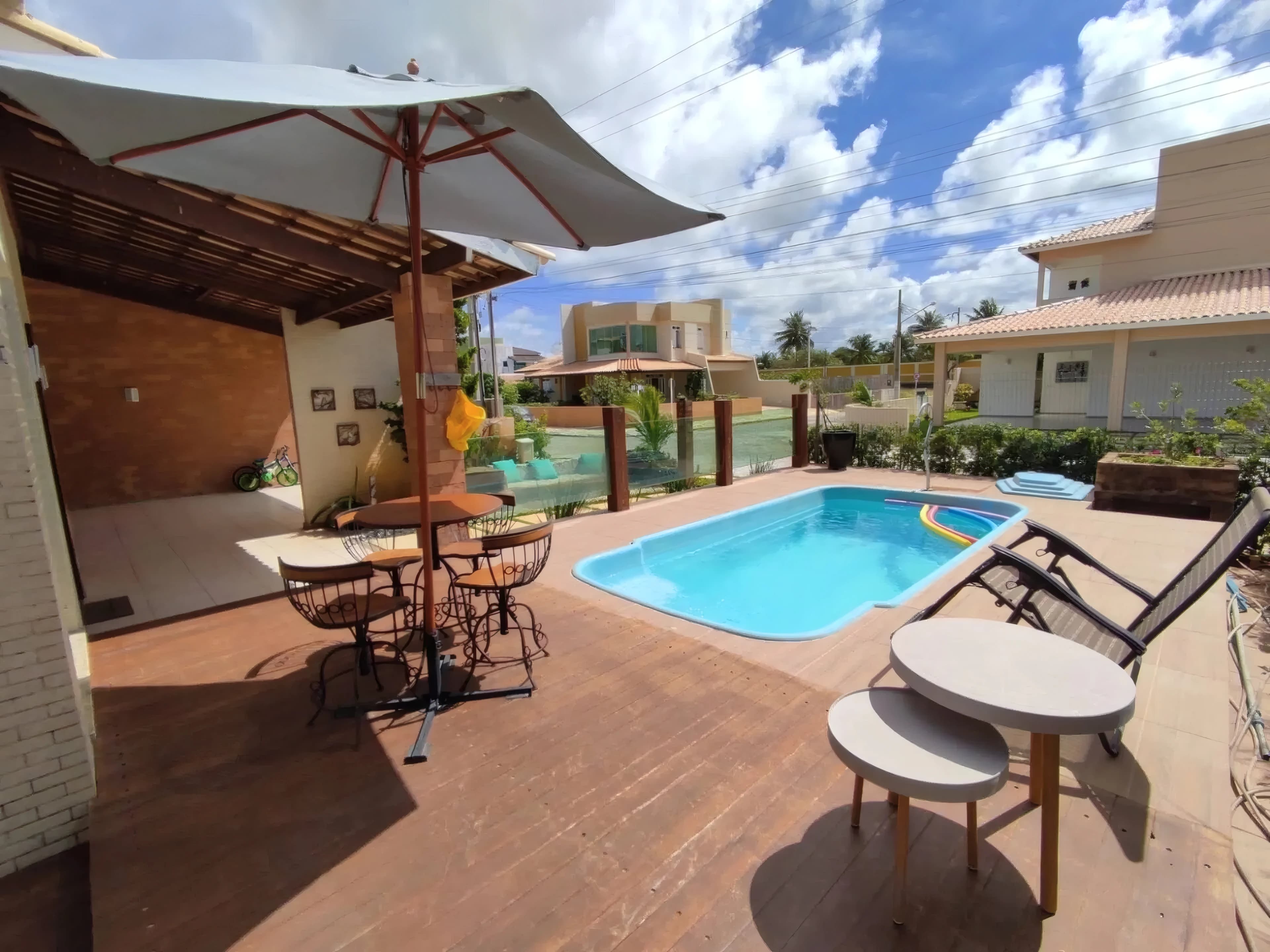 Casa 5 quartos 4 suítes na praia cond a beira-mar!