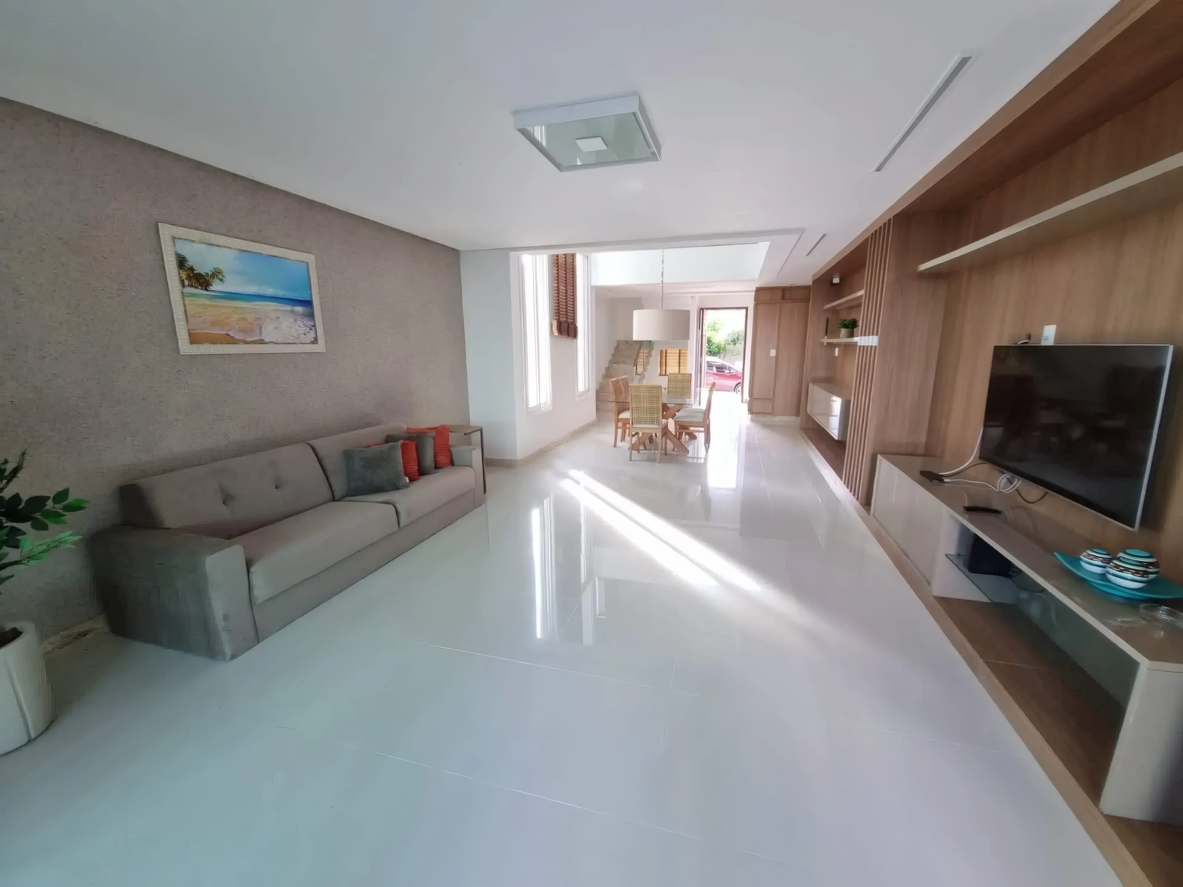 Casa fabulosa 5/4 na praia de Aruana cond. fechado
