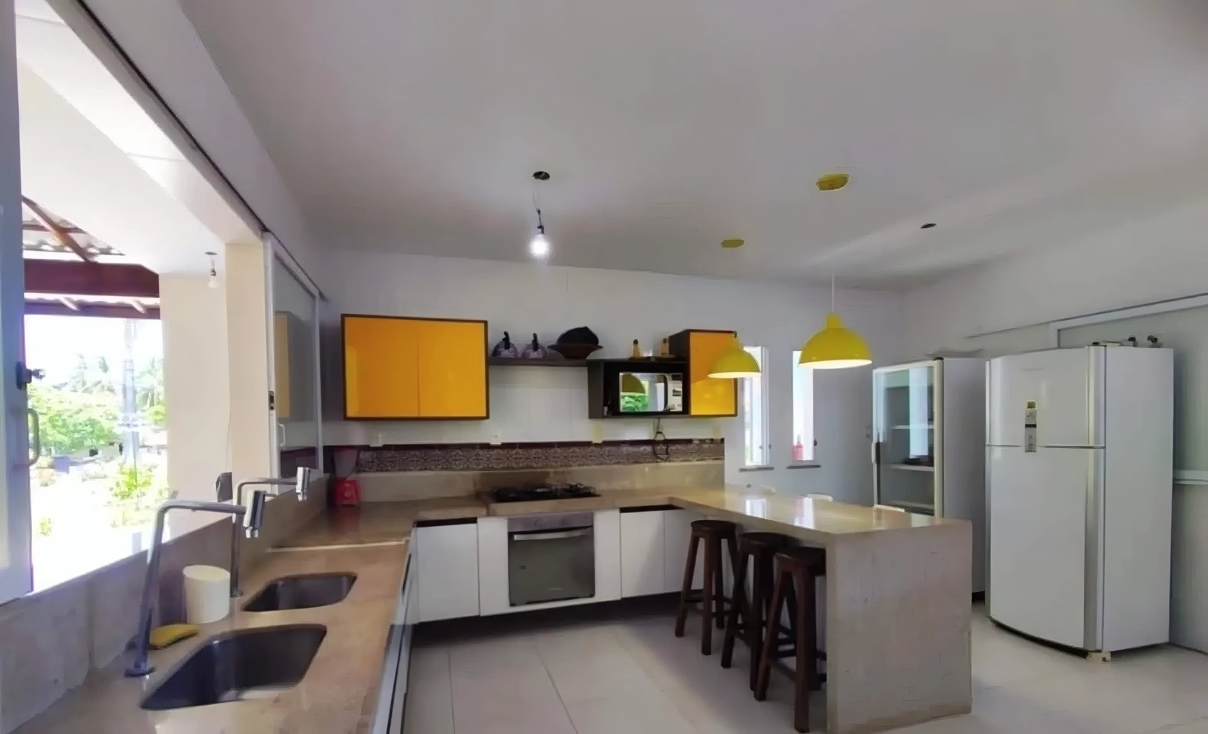 Casa 7/4 com piscina na praia 5 suítes