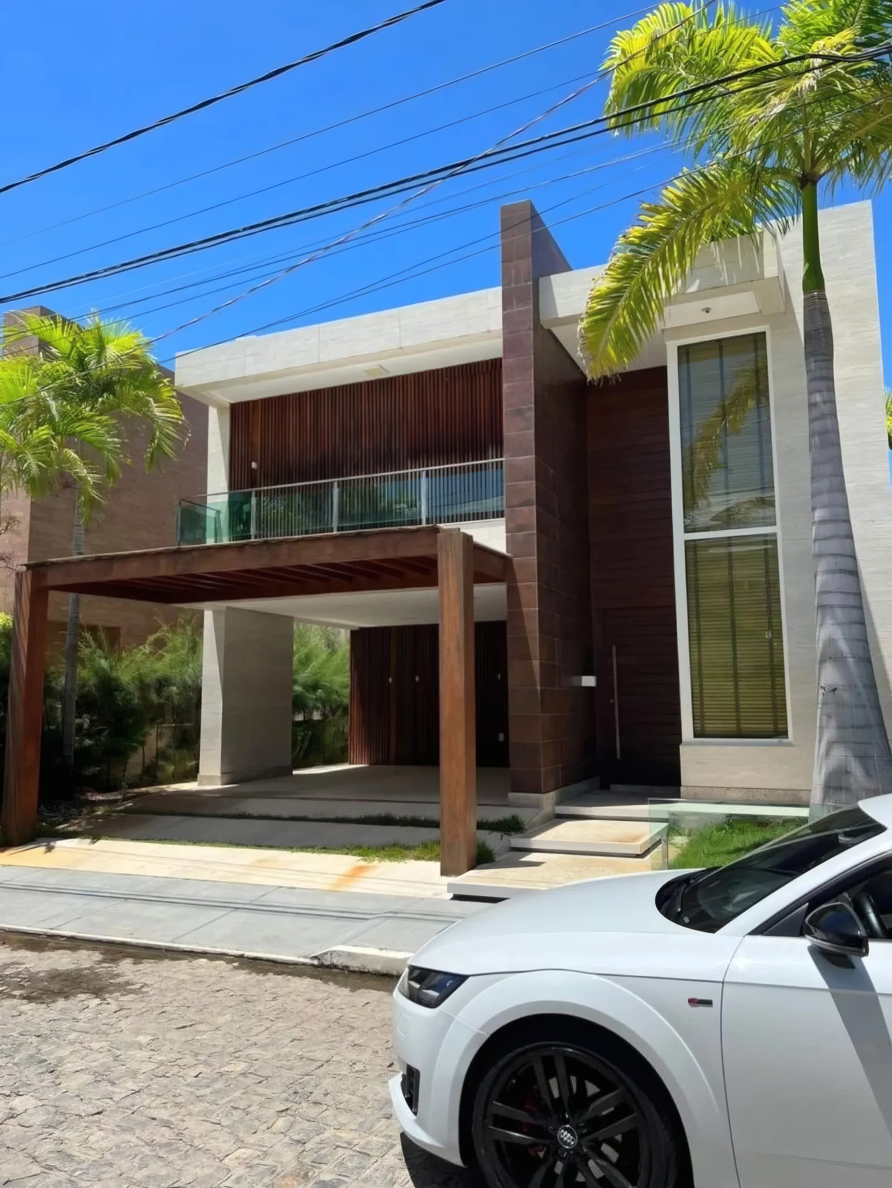Casa fabulosa 5/4 na praia de Aruana cond. fechado